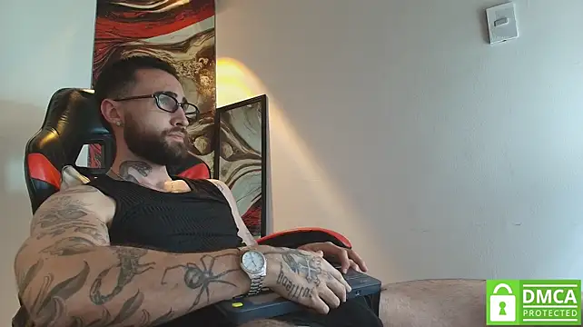 Luke_davis01 XXX чат на живо