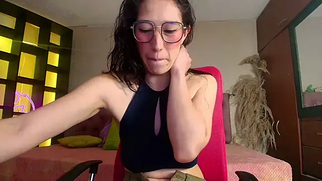 Sarah_Clarc Chat XXX live