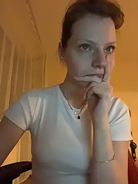 MaryHiggins' Live XXX Chat