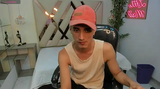 แชท XXX สดของ FelipeFriendly