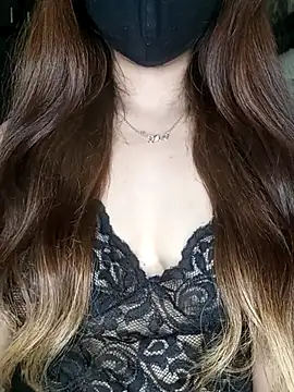 Hot_malika19 élő XXX-chatje