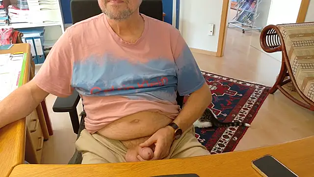 circus_bear@xh's Webcam Show