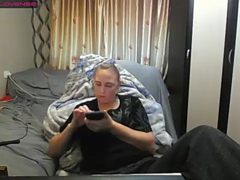 Chat XXX en directo de JenniDeep