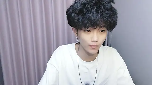 wssoo11's Live XXX Chat