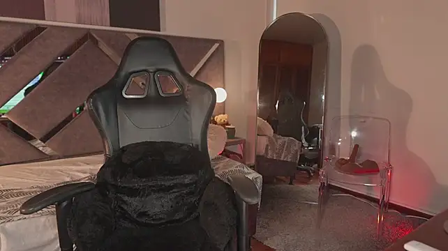 KateOwens Adlı Modelin Canlı XXX Sohbeti