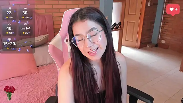 Amy_joones Chat XXX in diretta