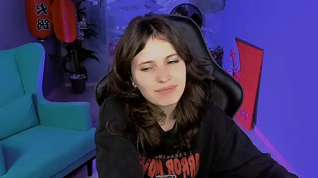 צ'אט XXX בשידור חי של LolaDominara