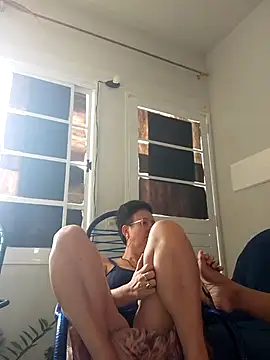 MILEIDE980のライブXXXチャット