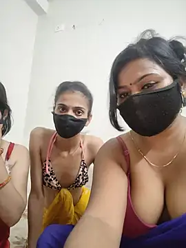 Pokazy przed kamerką – cutee__crazy
