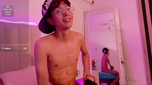 Twink_Sebas7 – Naživo XXX chat