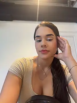 BellaLeclair_ live XXX chat