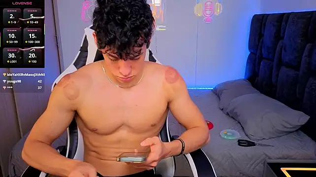 Chat +18 de Luke_Muscle ao vivo