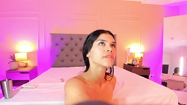 ALICESANDOVAL élő XXX-chatje