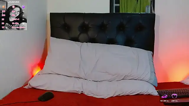 KrystalAdams Live XXX-chat