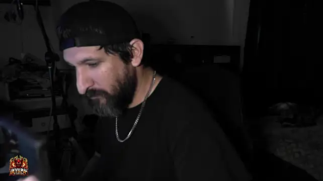 צ'אט XXX בשידור חי של DevilPup75_