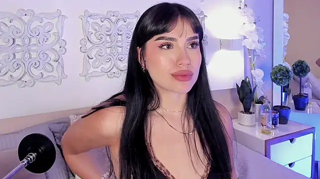 AlmaBlaze's Live XXX Chat