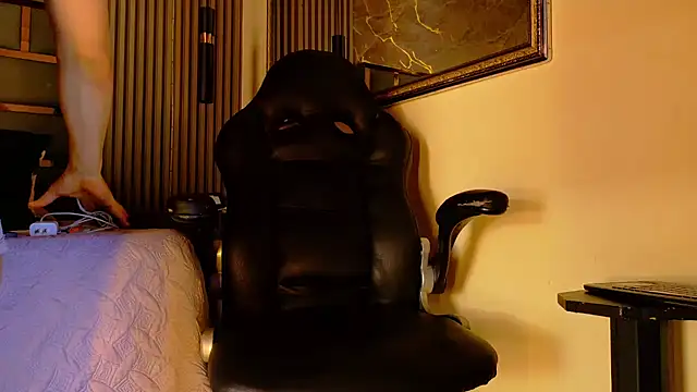XXX chat uživo modela ALANNFERRER