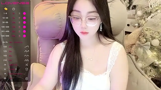 Monica-666888- 即時 XXX 聊天