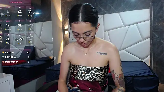 Valeriamoon_3101's Live XXX Chat