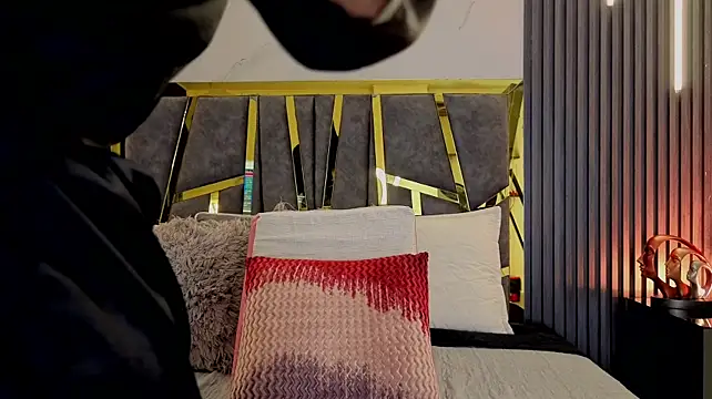 ScarletTorres' Live XXX Chat