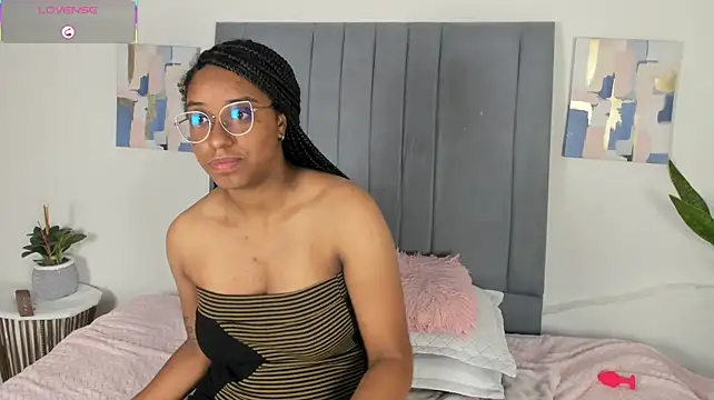 Sophia_Ebony's Live XXX Chat