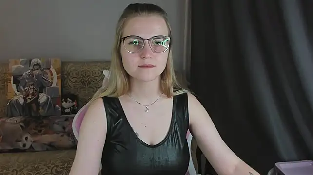 MissBrightShine Live XXX-Chat