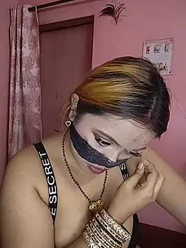 Bunnybush37's Webcam Show