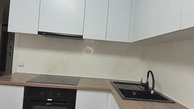 Carolini_i Adlı Modelin Canlı XXX Sohbeti