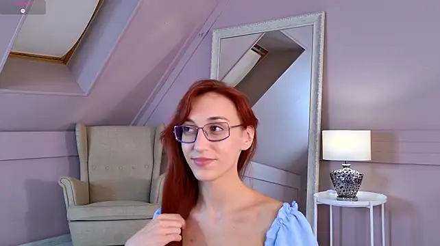 LeyaAtwood XXX чат на живо
