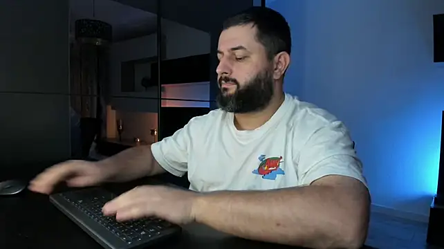 DravenPeak's Live XXX Chat