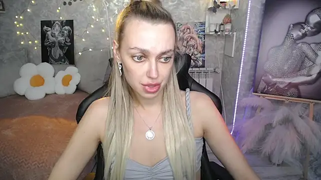 NickyAdamidi Live XXX-Chat