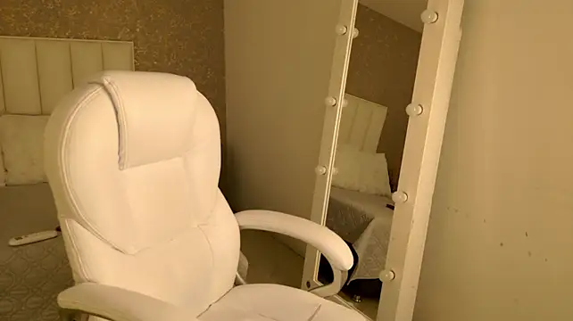 Czat XXX na żywo – JordanMiller_