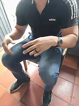 jacson_w8 – Naživo XXX chat