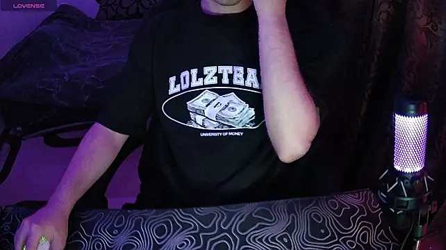 ZXCENSORED- – Naživo XXX chat