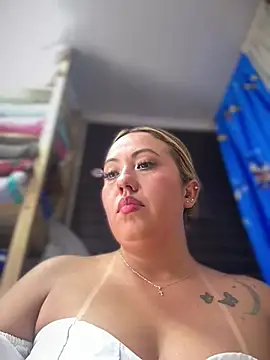 VIOLETA-25_'s Live XXX Chat