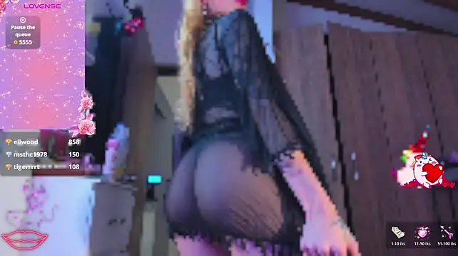 Show de SkyeGabbyRose na webcam