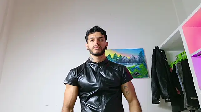 JuanBlade Adlı Modelin Canlı XXX Sohbeti