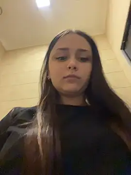EvelynFly Chat XXX in diretta