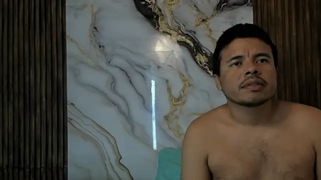 Chat +18 de DeepandCurvy ao vivo
