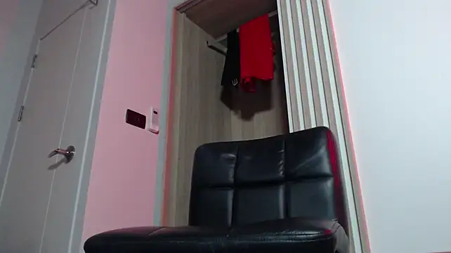 ursula_davis Pertunjukan Webcam