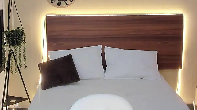 XXX chat uživo modela SamayRyann