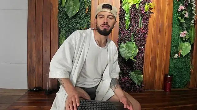 Czat XXX na żywo – Liam_ashford