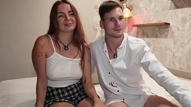 PashaAndMila Adlı Modelin Canlı XXX Sohbeti