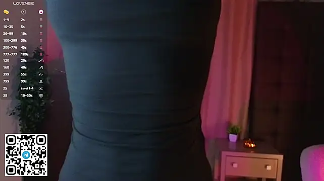 NerixalVire Adlı Modelin Canlı XXX Sohbeti
