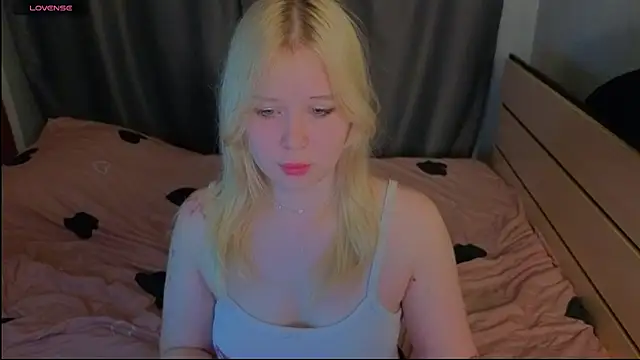 unburnedgirl XXX ч ат на живо