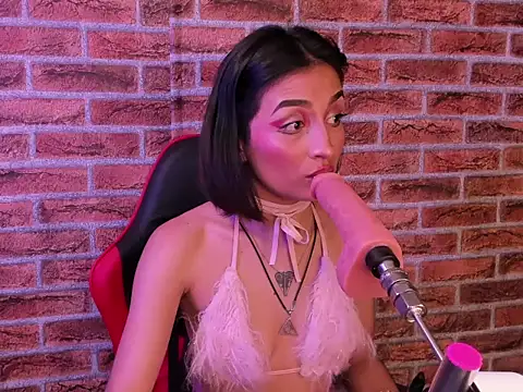 LunaiXMoon_'s Live XXX Chat