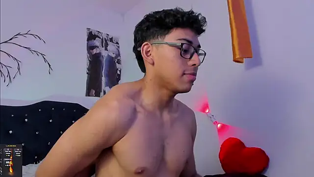 Robert__Zan Chat XXX live