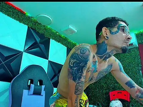 Boy_tatto77 Chat XXX live