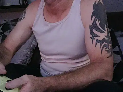 handyandyhandy's Live XXX Chat