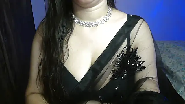 HotNiyathi 라이브 XXX 채팅